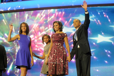 Barack Obama mit Gattin Michelle und Töchtern Malia und Sasha