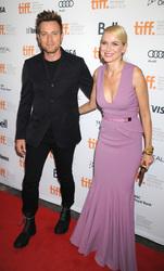 Ewan McGregor, Naomi Watts