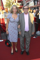 Hellmuth Karasek mit Frau Armgard Seegers