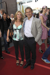 Olaf Thon mit Frau Andrea