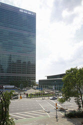 UN-Sekretariatshochhaus und Dag Hammarskjöld Library