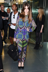 Jade Williams / Sunday Girl