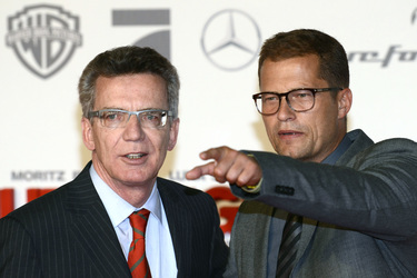 Thomas de Maizière, Til Schweiger