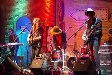 The Wooden Hymns in the Evening Sky