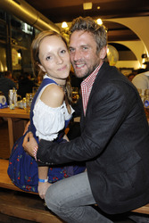 Peer Kusmagk mit Freundin Sonja