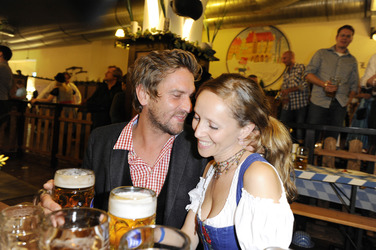 Peer Kusmagk mit Freundin Sonja