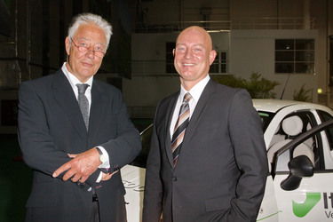 Björn Engholm, Sirri Karabag