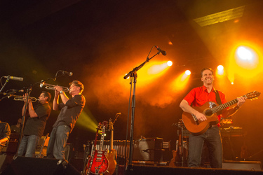 Joey Burns (Calexico)