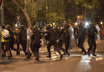 Spanier demonstrieren gegen Sparpolitik