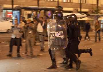 Spanier demonstrieren gegen Sparpolitik
