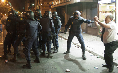 Spanier demonstrieren gegen Sparpolitik