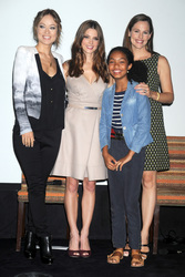 Olivia Wilde, Ashley Greene, Yara Shahidi, Jennifer Garner