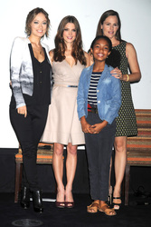 Olivia Wilde, Ashley Greene, Yara Shahidi, Jennifer Garner