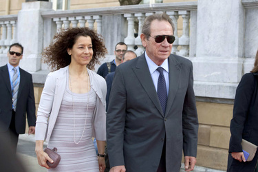Tommy Lee Jones mit Gattin Dawn Laurel-Jones