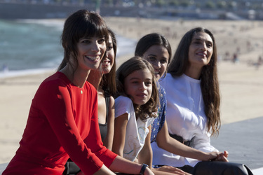 Maribel Verdú, Inma Cuesta, Sofia Oria, Macarena Garcia, Ángela Molina