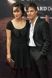 Sebastian Urzendowsky mit Freundin Noo Steffen