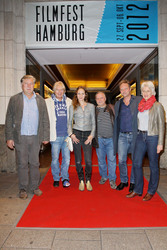 Veit Stübner, Michael Eckelt, Jeanette Hain, Axel Prahl, Patrick Ryborn, Eva Hubert