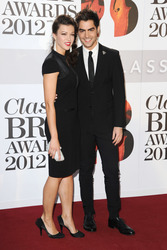 Milos Karadaglic mit Begleitung