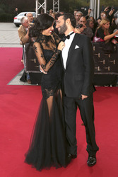 Rebecca Mir, Massimo Sinato