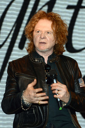 Mick Hucknall (Simply Red)