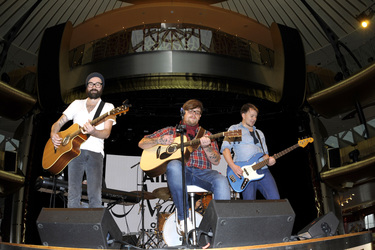 Sascha Eigner, Nicholas Müller, Andreas 'Becks' Becker (Jupiter Jones)