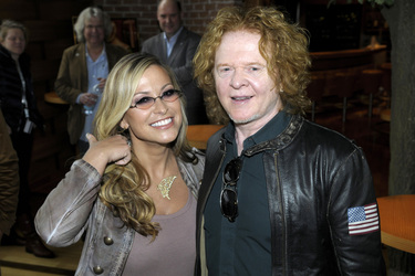 Anastacia, Mick Hucknall