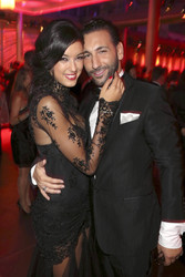 Rebecca Mir, Massimo Sinato