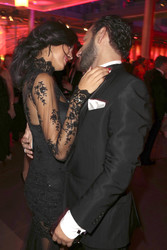 Rebecca Mir, Massimo Sinato