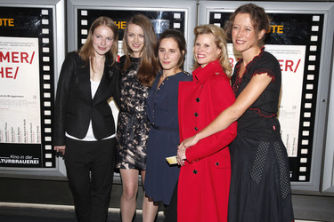 Anna Brüggemann, Alice Dwyer, Amelie Kiefer, Leslie Malton, Katharina Spiering