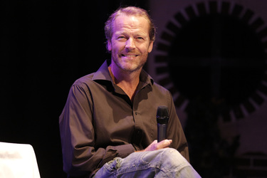 Iain Glen