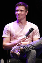 Joe Dempsie