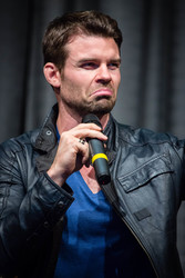 Daniel Gillies