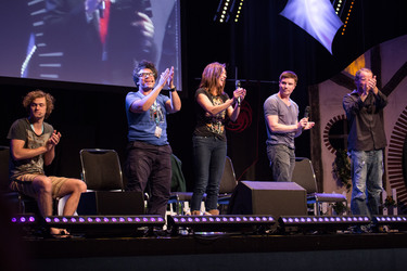 Finn Jones, Miltos Yerolemou, Natalia Tena, Joe Dempsie, Iain Glen