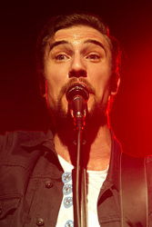 Adam Grahn (Royal Republic)