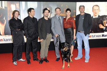 Oliver Korittke, Fahri Yardim, Jan Josef Liefers, Wotan Wilke Möhring mit Hund Bruno, Jasmin Gerat, Marc Rothemund