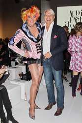 Olivia Jones, Jo Groebel