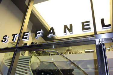 Stefanel Strore