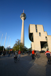 Landtag Düsseldorf und Rheinturm