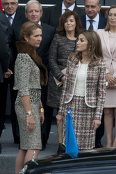 Elena von Spanien, Letizia von Spanien
