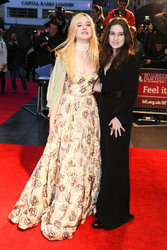 Elle Fanning, Alice Englert