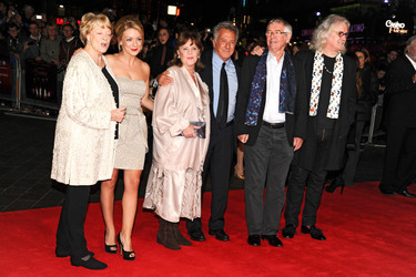 Maggie Smith, Sheridan Smith, Pauline Collins, Tom Courtney, Billy Connolly, Dustin Hoffman