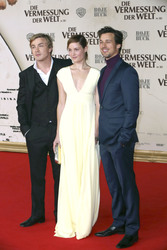 Albrecht Abraham Schuch, Vicky Krieps, Florian David Fitz