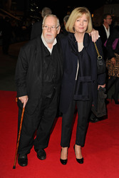 Peter Blake mit Begleitung