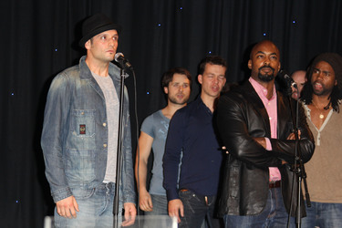 Drew Sarich, Terence Archie mit 'Rocky'-Cast