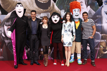 Rick Kavanian, Josefine Preuß, Nora von Waldstätten, Elyas M'Barek