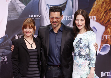 Josefine Preuß, Rick Kavanian, Nora von Waldstätten