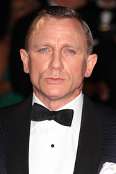 Daniel Craig
