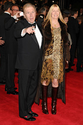 David Frost mit Begleitung