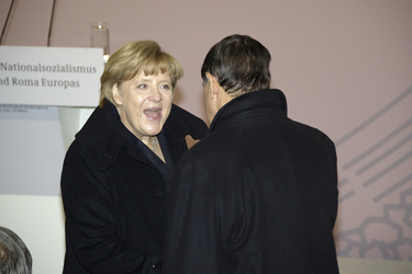 Angela Merkel, Romani Rose