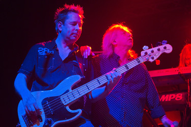 Al Barrow, Bob Catley (Magnum)